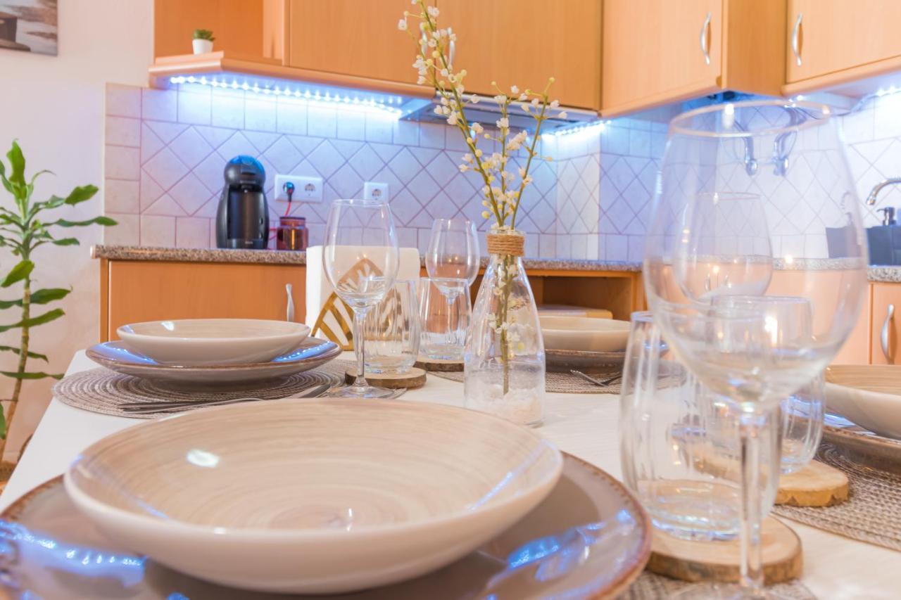 Sea & Sun Oldtown Apartment อัลบูเฟรา ภายนอก รูปภาพ